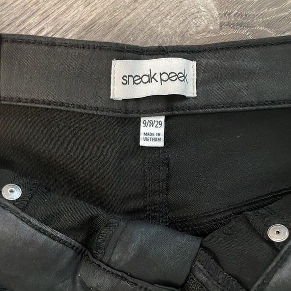 Black High Rise Jeans - Picture 4 of 5